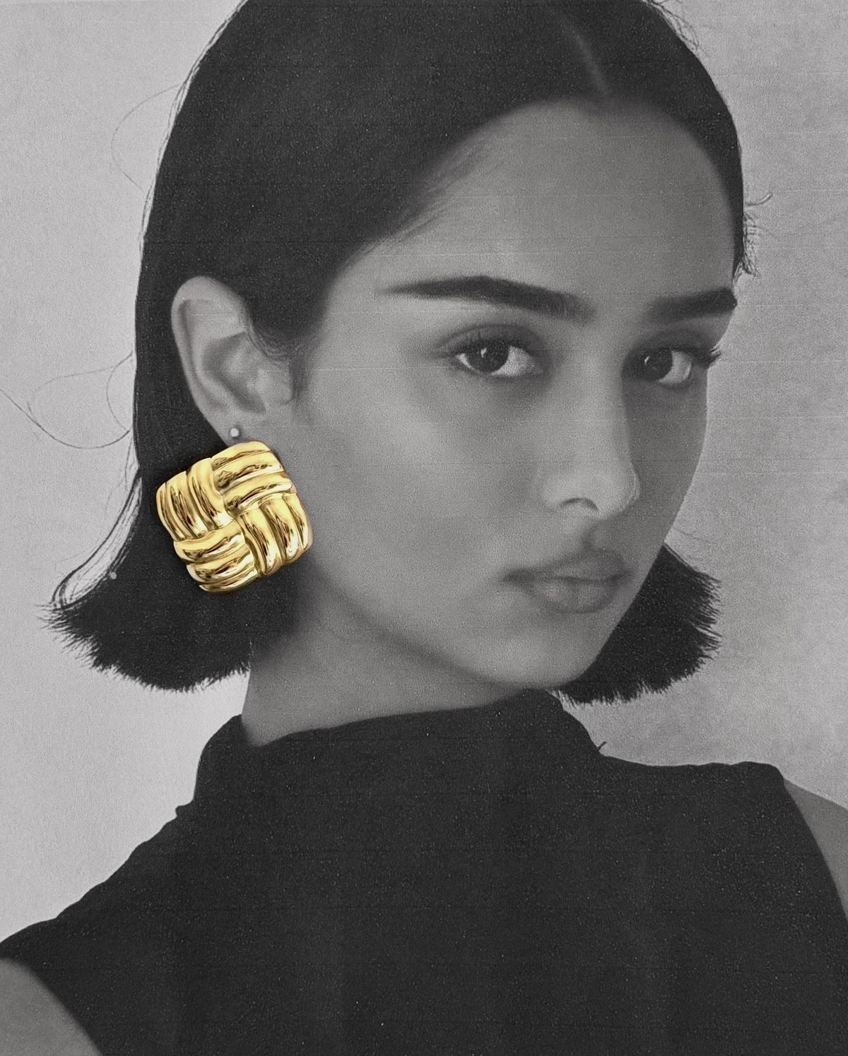 Curvy Quad Earrings - Image 2